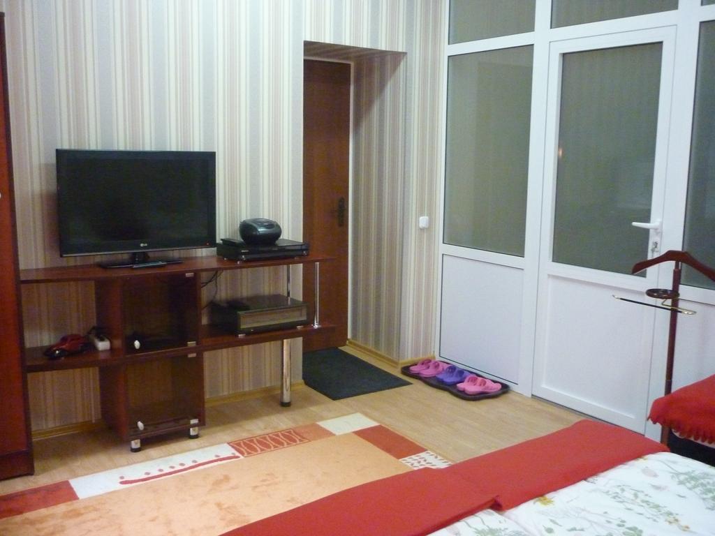 Hostel 3 Stars Na Oktyabryskoy Vitebsk Exteriér fotografie